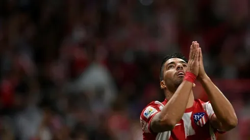 Old boy Suarez deepens Barcelona crisis as Atletico win