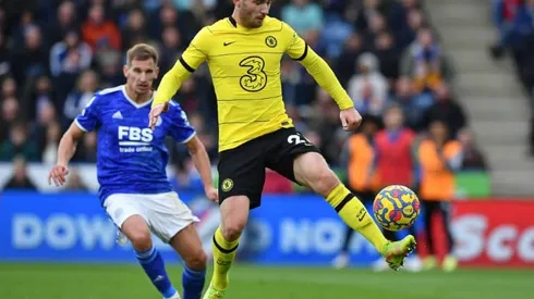 Chelsea’s Chilwell could return in 6 weeks after knee injury