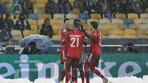 Lewandowski stunner gives Bayern win in wintry Kiev