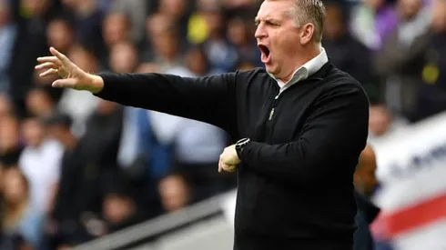 Villa boss Smith won't panic as pressure mounts