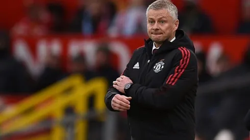 Solskjaer under fresh pressure as Norwich sack Farke