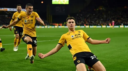 Wolves pile on misery for spluttering Everton