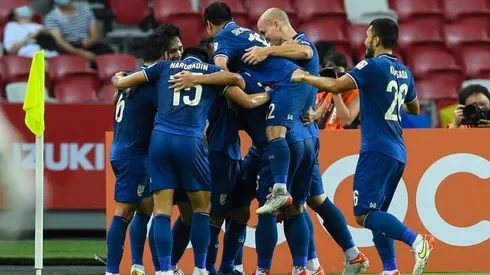 Thailand down Vietnam 2-0 to take control of Suzuki Cup semi-final
