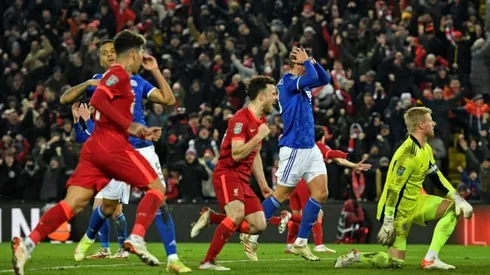 Liverpool fightback to beat Leicester as Spurs, Chelsea reach League Cup semis