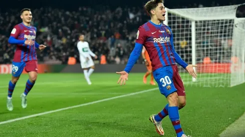 Barca's young guns deliver late win over Elche, Atletico undone by Sevilla