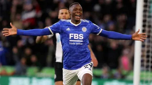 Leicester thrash sorry Newcastle, Palace pile pressure on Benitez