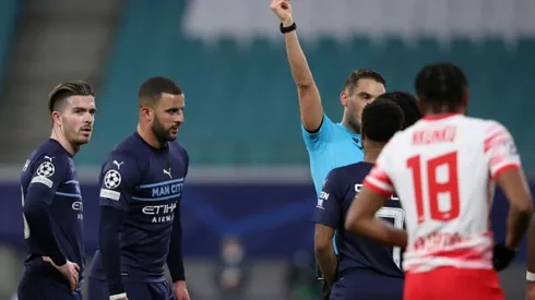 Walker sent off as Man City crash at RB Leipzig