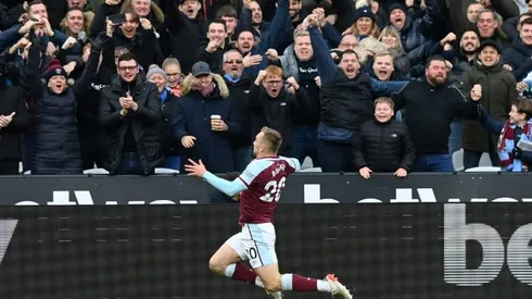 Chelsea stunned as Masuaku's stroke of luck lifts West Ham