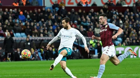 Silva's gem fires Man City to victory at Villa