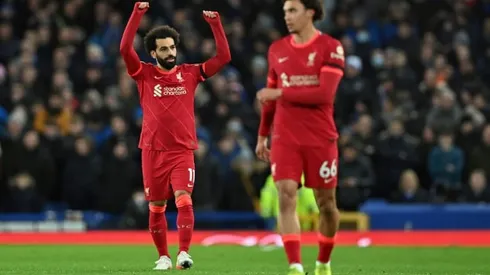 Salah stars as Liverpool thrash Everton