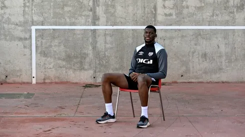 Nteka: 'It still sounds strange when I say it - I am a professional footballer'