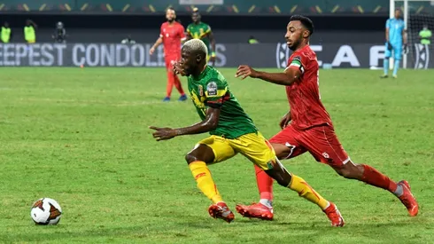 Minnows Equatorial Guinea win shoot-out to set up Senegal clash