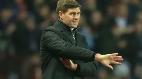 Gerrard 'shocked' Benitez took Everton job