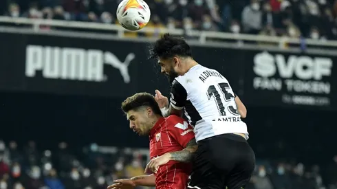 Blow for Sevilla in title race after draw with Valencia