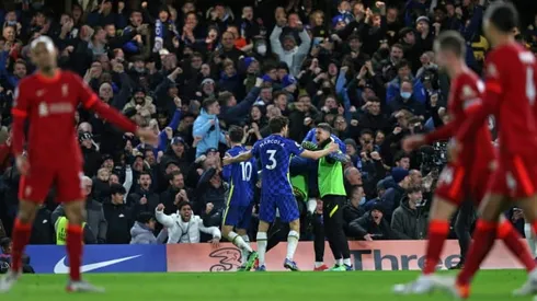 Chelsea fight back to hold Liverpool, Benitez under fire as Everton crash