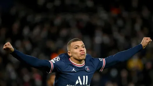 Mbappe not affected by uncertain future, says Pochettino