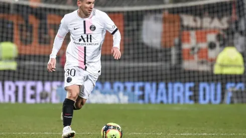 Lionel Messi tests positive for Covid