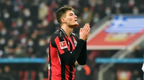 Leverkusen striker Schick out for 'weeks' with calf injury