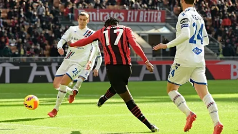 Leao seals 'perfect week' by snatching top spot for Milan