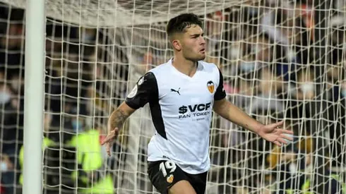 Valencia peg back Athletic to leave semi in the balance