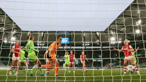 Wolfsburg down Arsenal to set up Champions League semi-final with Barca