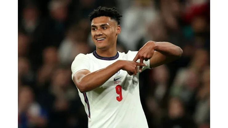 Rejigged England brush aside 10-man Ivory Coast