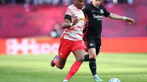 Leipzig up to third after goalless home draw