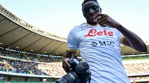 Picture perfect Osimhen's double sinks Verona to keep Napoli on Milan's tail