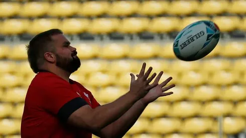 Wales say Francis available despite surgeon's warning on head injury