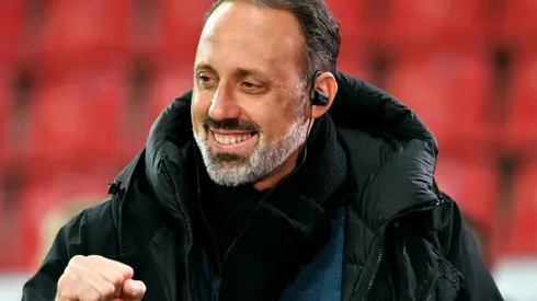 Stuttgart's Matarazzo turns to psychology in relegation battle