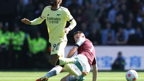 Arteta urges Lacazette to stay focused amid talk of Arsenal exit