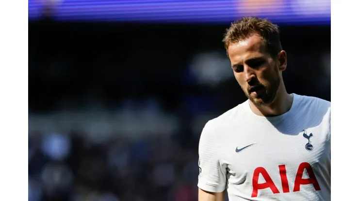 Brighton stun Spurs to dent Champions League charge