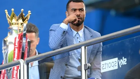 Robber threatened to cut Ashley Cole's fingers off, court told