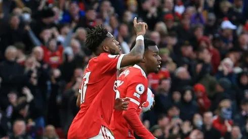 Man Utd drop more points in race for top four