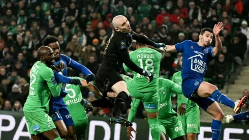 Titans Marseille and Saint Etienne clash with contrasting ambitions