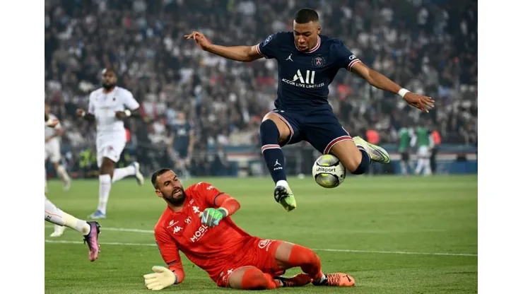 La Liga complaint to UEFA over Mbappe deal ready, says Tebas