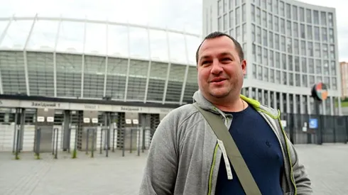 Ukrainians 'hoping for victory' on football field in Glasgow