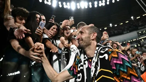 Chiellini says goodbye to Juve fans as last-gasp Lazio make Europa League