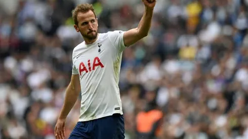 Kane sends Spurs into the top four