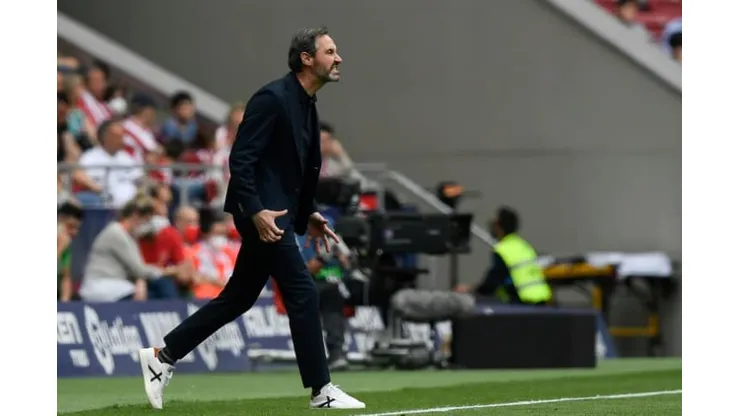 Espanyol sack coach Vicente Moreno