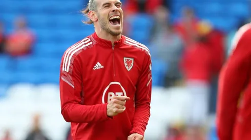 Wales skipper Bale in talks with Cardiff over potential move