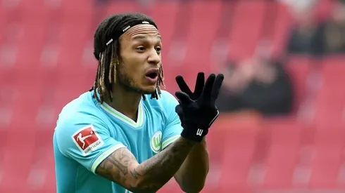 Fulham sign Swiss defender Kevin Mbabu