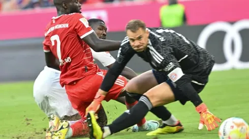 'World-class' Sommer helps Gladbach hold on for draw at Bayern