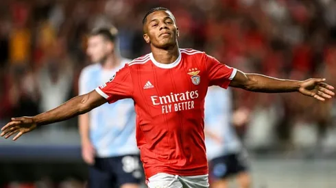 Benfica's Neres ends Dynamo Kyiv's Champions League hopes