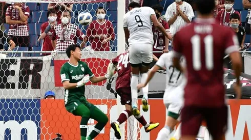 South Korea's Jeonbuk Motors rev into Champions League semis