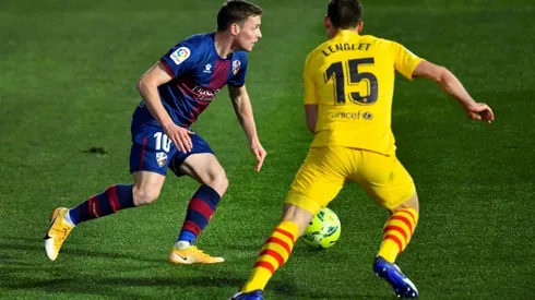 Man City complete signing of Spanish defender Gomez