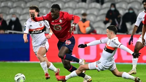 Everton sign Belgium's Onana from Lille