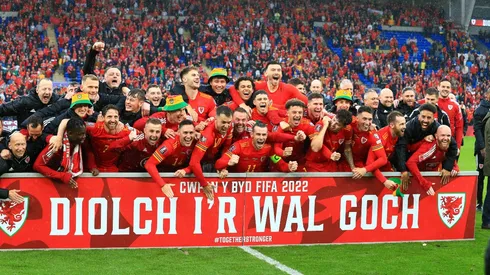 Michael Sheen send-off speech fires up Wales prior to World Cup