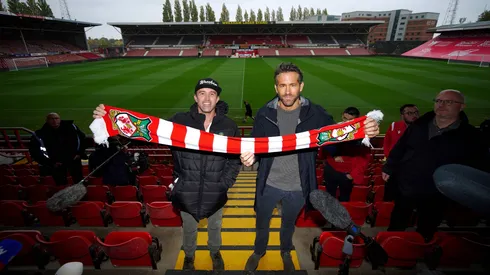 Wrexham owners Ryan Reynolds, Rob McElhenney meet The King