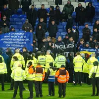 Everton lose again as fans demand change